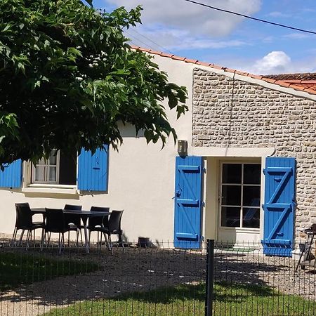 Gîte du Clos de la Vigne Montreuil  Exterior foto